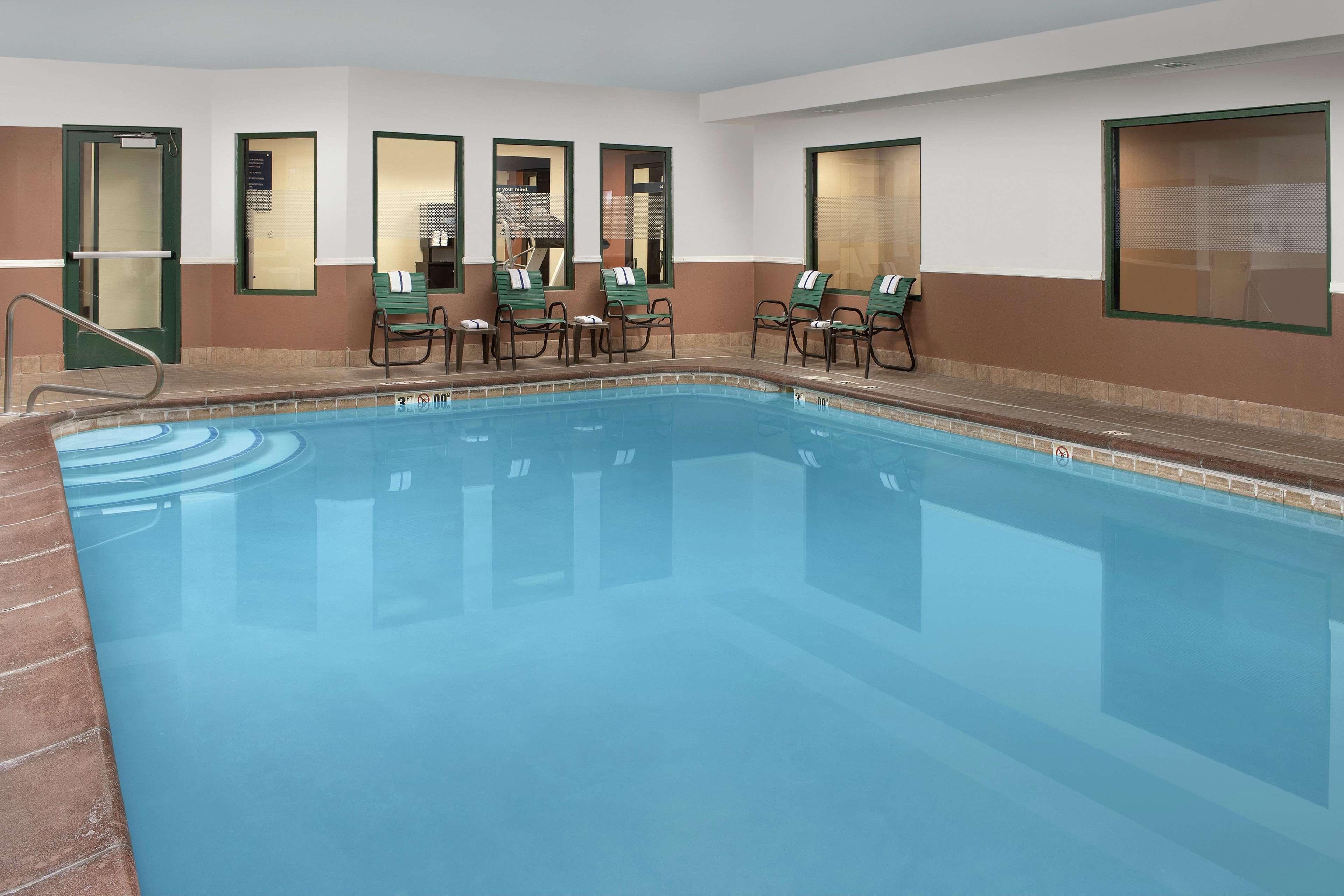 Hampton Inn Kansas City The Legends Ανέσεις φωτογραφία