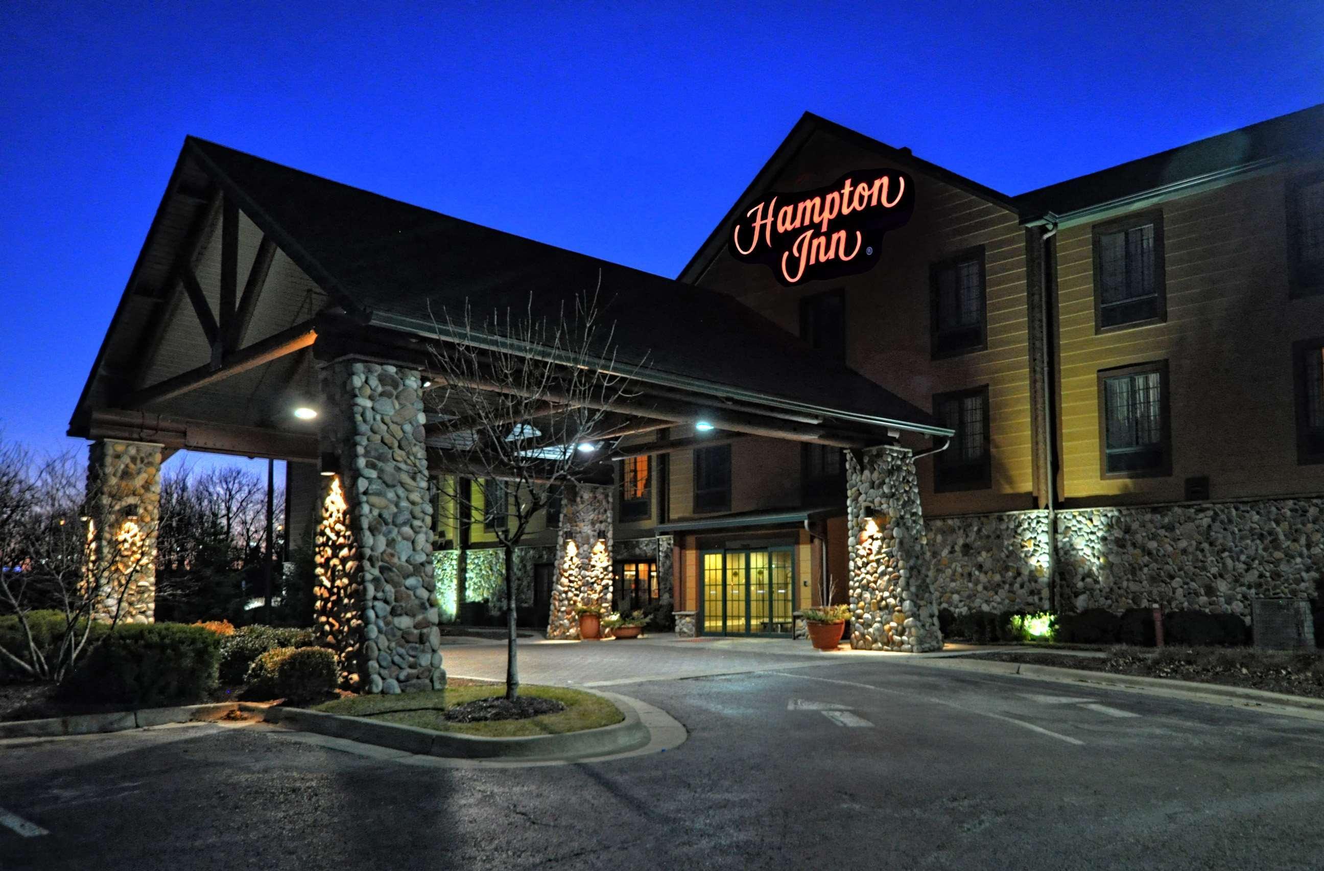 Hampton Inn Kansas City The Legends Εξωτερικό φωτογραφία