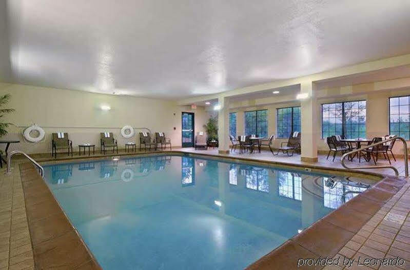 Hampton Inn Kansas City The Legends Εξωτερικό φωτογραφία